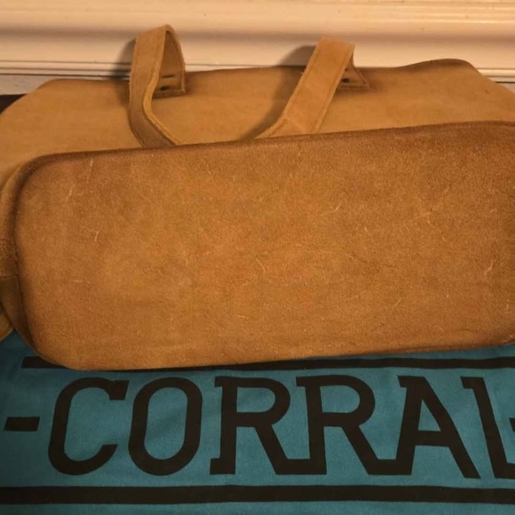 Corral Camel Suede Tote with Fringe - Picture 2 of 7